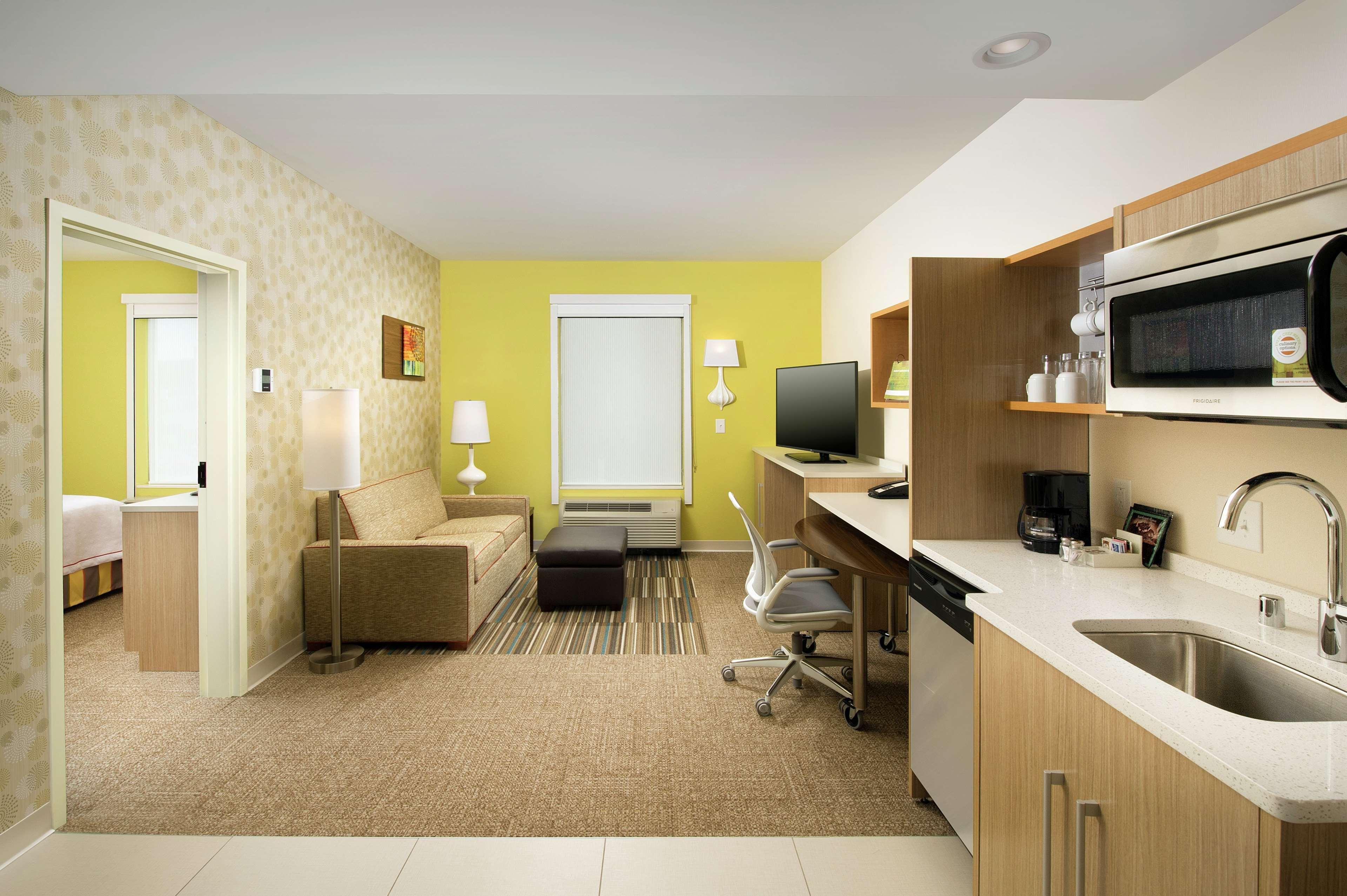 Home2 Suites By Hilton Louisville East Hurstbourne Εξωτερικό φωτογραφία