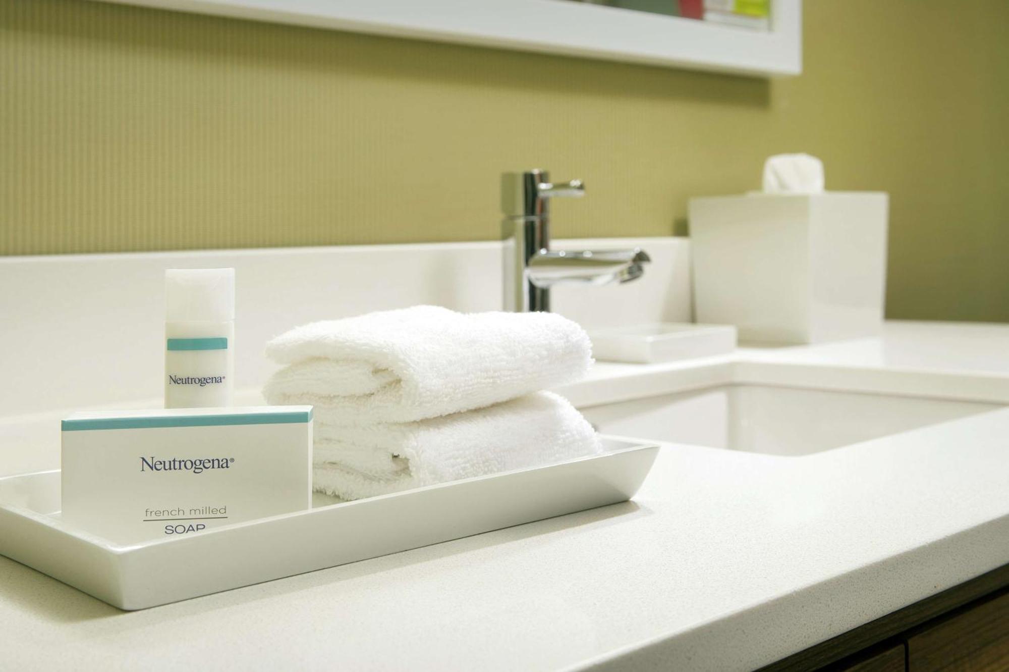 Home2 Suites By Hilton Louisville East Hurstbourne Εξωτερικό φωτογραφία